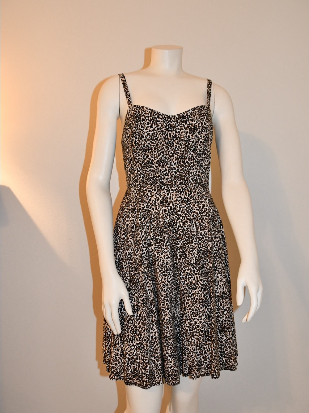 Old Navy women’s animal print Leopard Print Mini sun Dress small